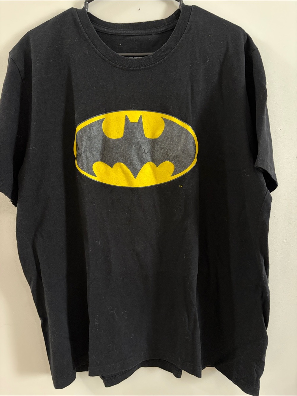 Batman Logo Black Kids T-Shirt - Yellow Graphic. XL